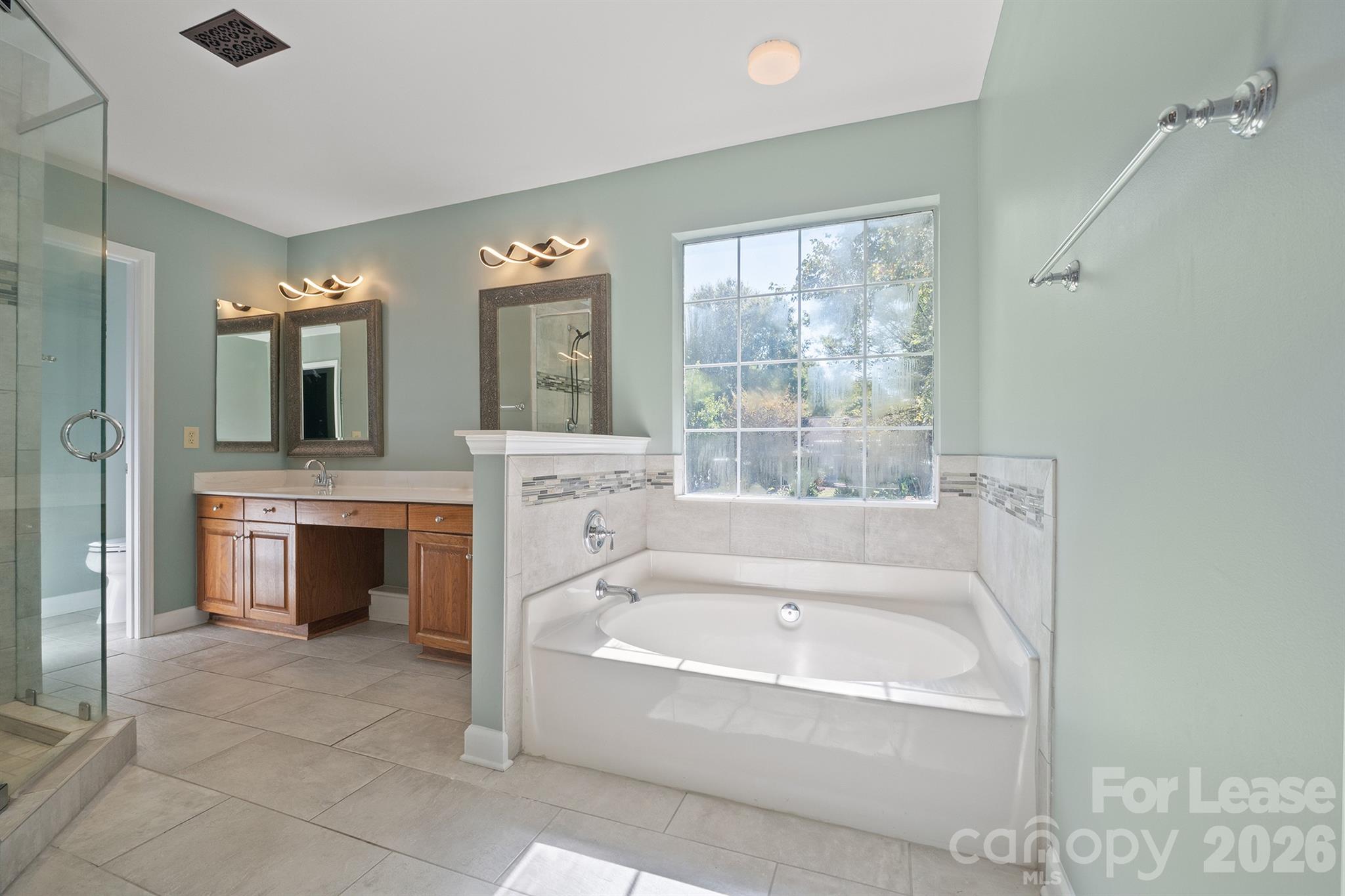 Single Family Residence at 9106 Torrence Crossing Drive, Huntersville, photo 22 of 36