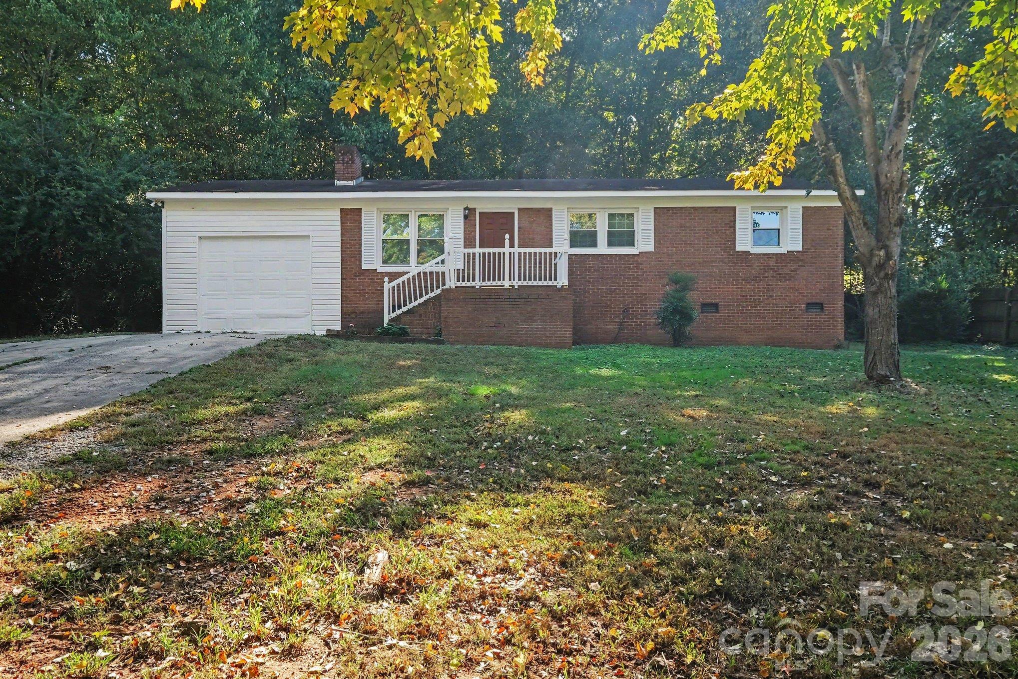 Single Family Residence at 306 Hubbard Street, Lincolnton, photo 2 of 33