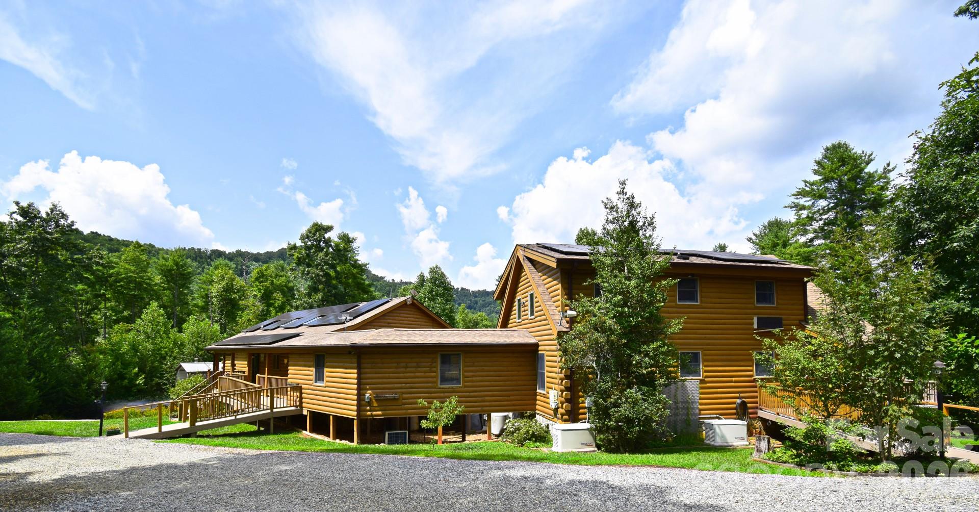 Single Family Residence at 2257 Quiet Creek Lane, Lenoir, photo 3 of 48