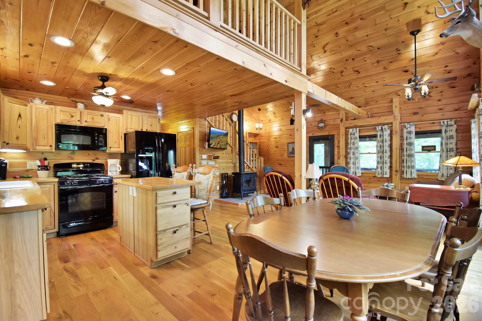 Single Family Residence at 2257 Quiet Creek Lane, Lenoir, photo 9 of 48