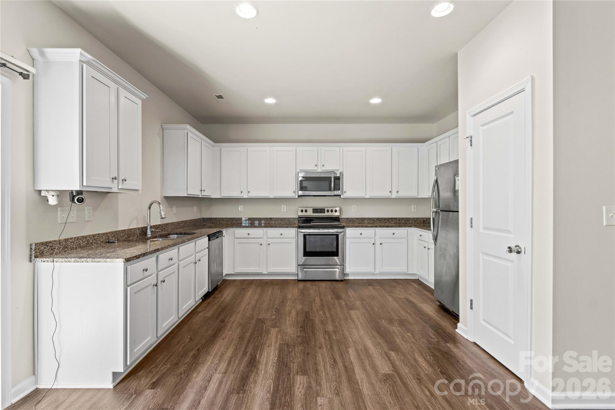 Single Family Residence at 133 Sandtrap Drive, Statesville, photo 11 of 38