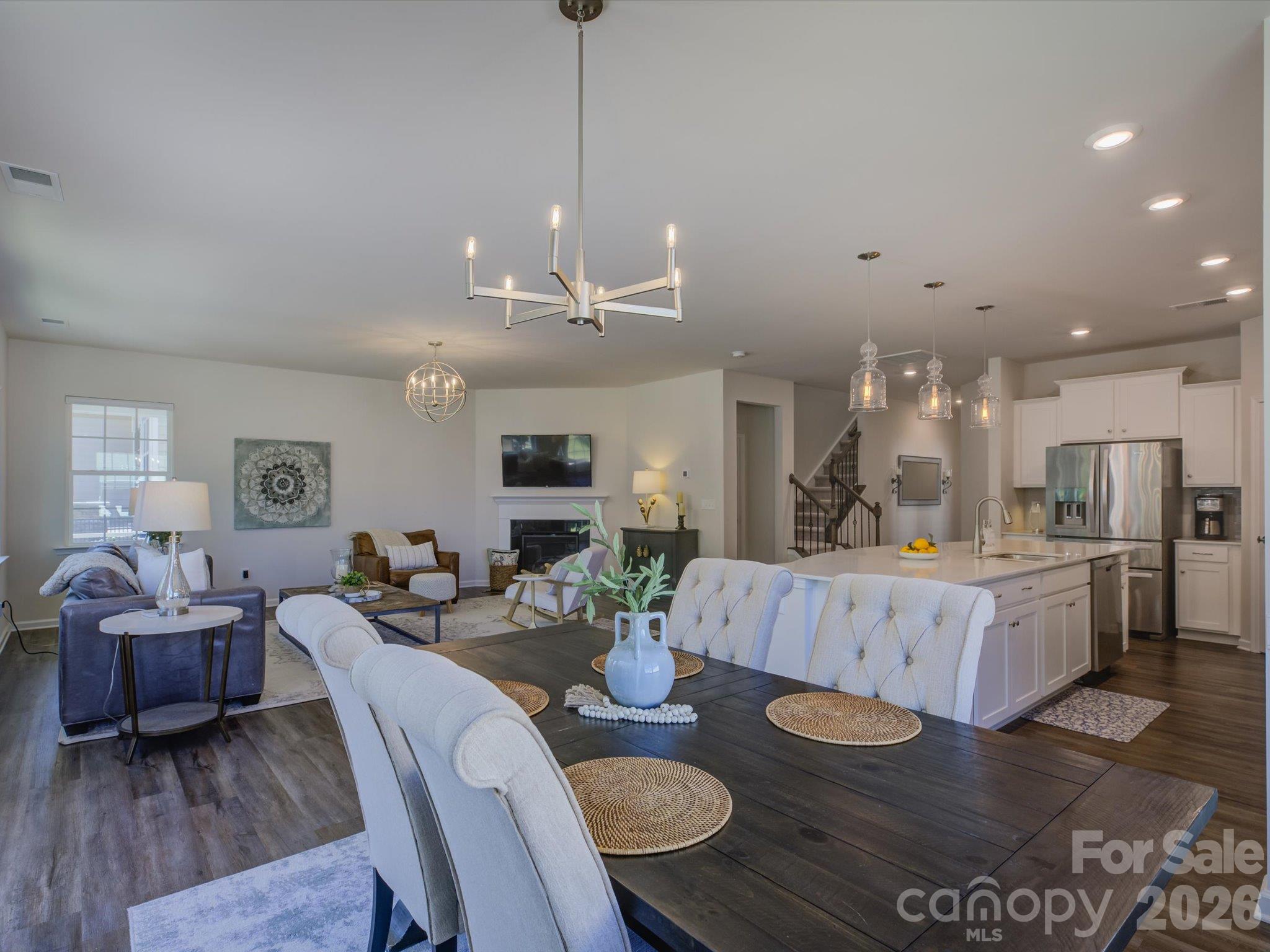 Single Family Residence at 12537 Belmont Mansion Drive, Charlotte, photo 12 of 51
