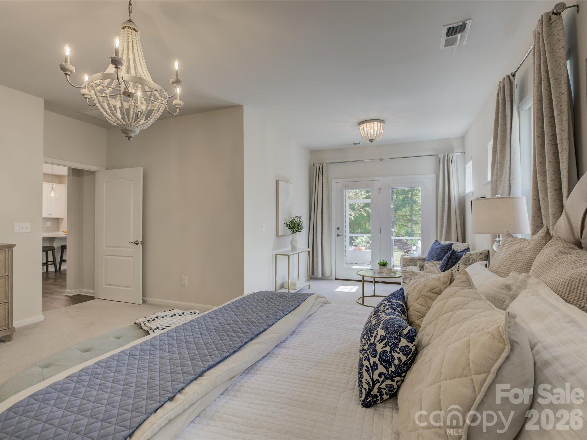 Single Family Residence at 12537 Belmont Mansion Drive, Charlotte, photo 18 of 51