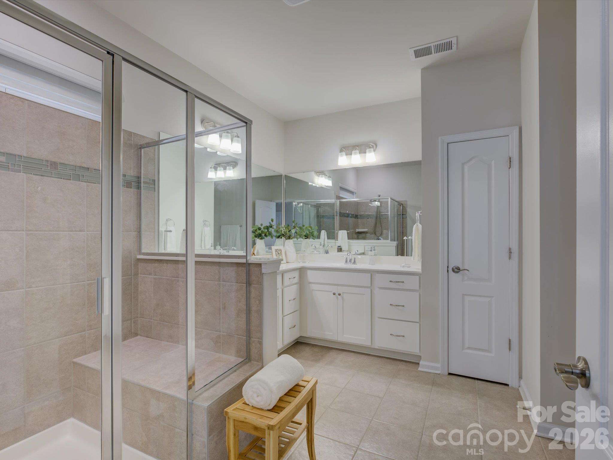 Single Family Residence at 12537 Belmont Mansion Drive, Charlotte, photo 22 of 51