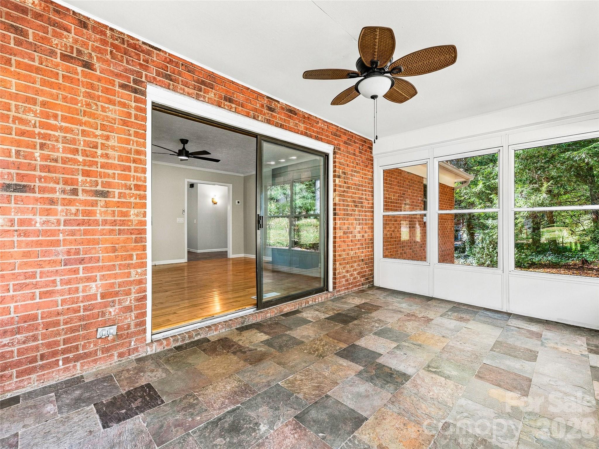 Perfect Spot to Unwind - 133 Kent Lane, Hendersonville