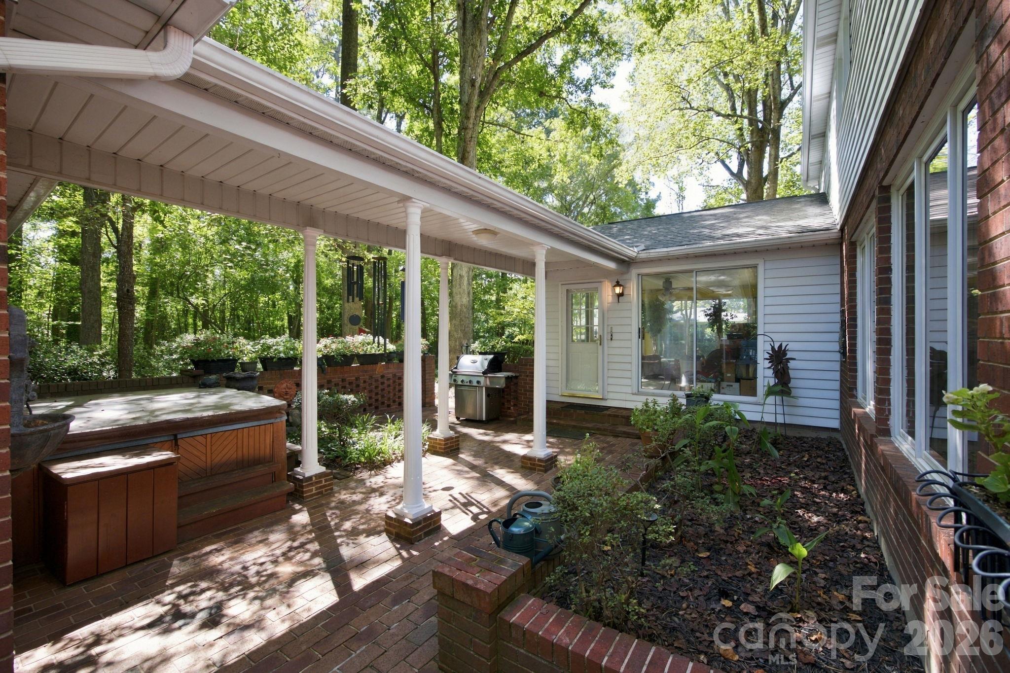 Single Family Residence at 227 Camelot Drive, Salisbury, photo 40 of 48