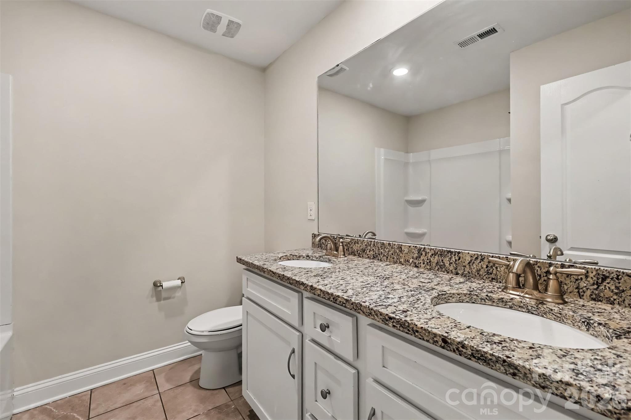 Single Family Residence at 1109 Pecan Ridge Road, Fort Mill, photo 38 of 45