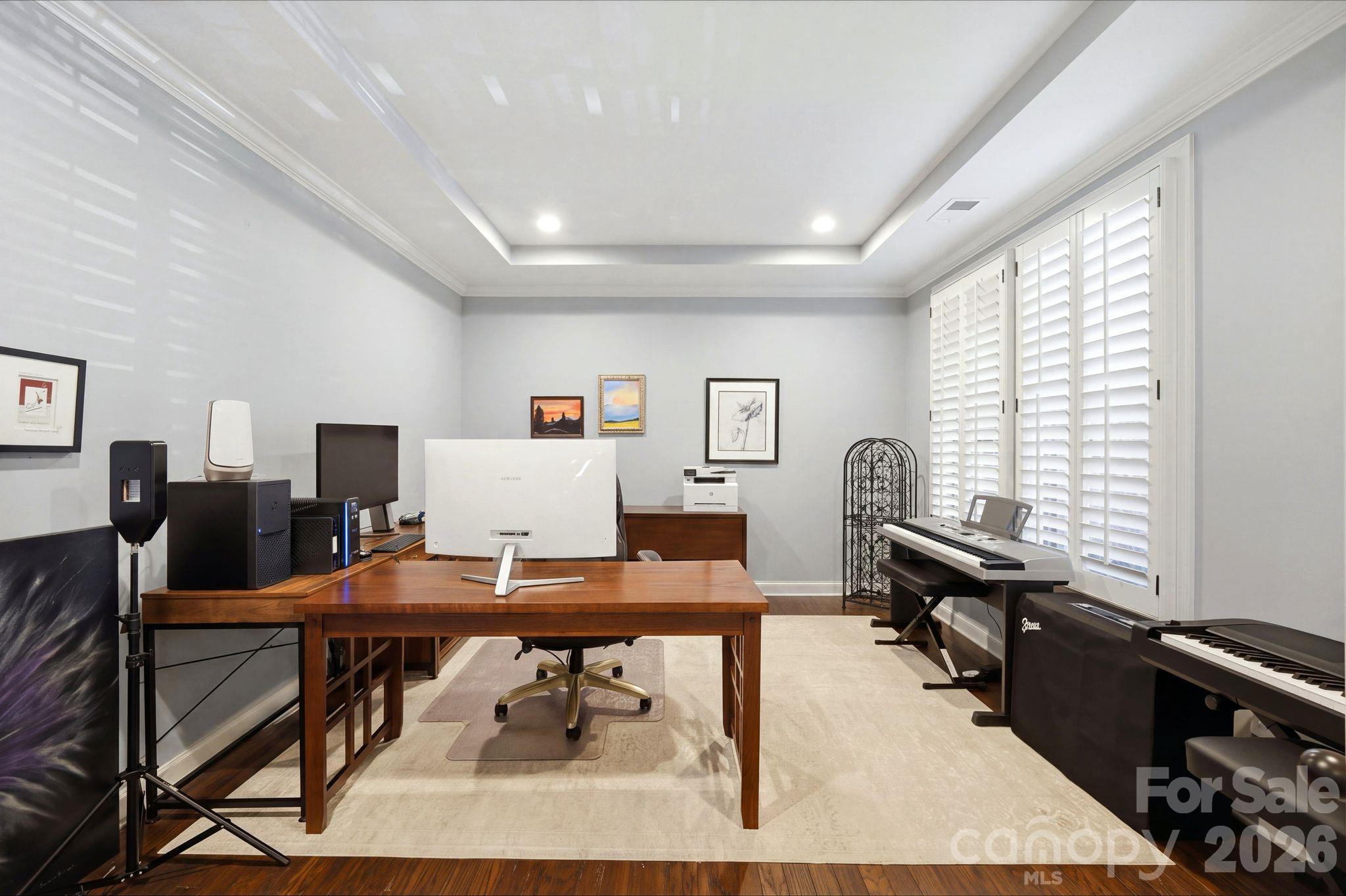Office on main level - 7810 Sand Trap Lane, Stanley
