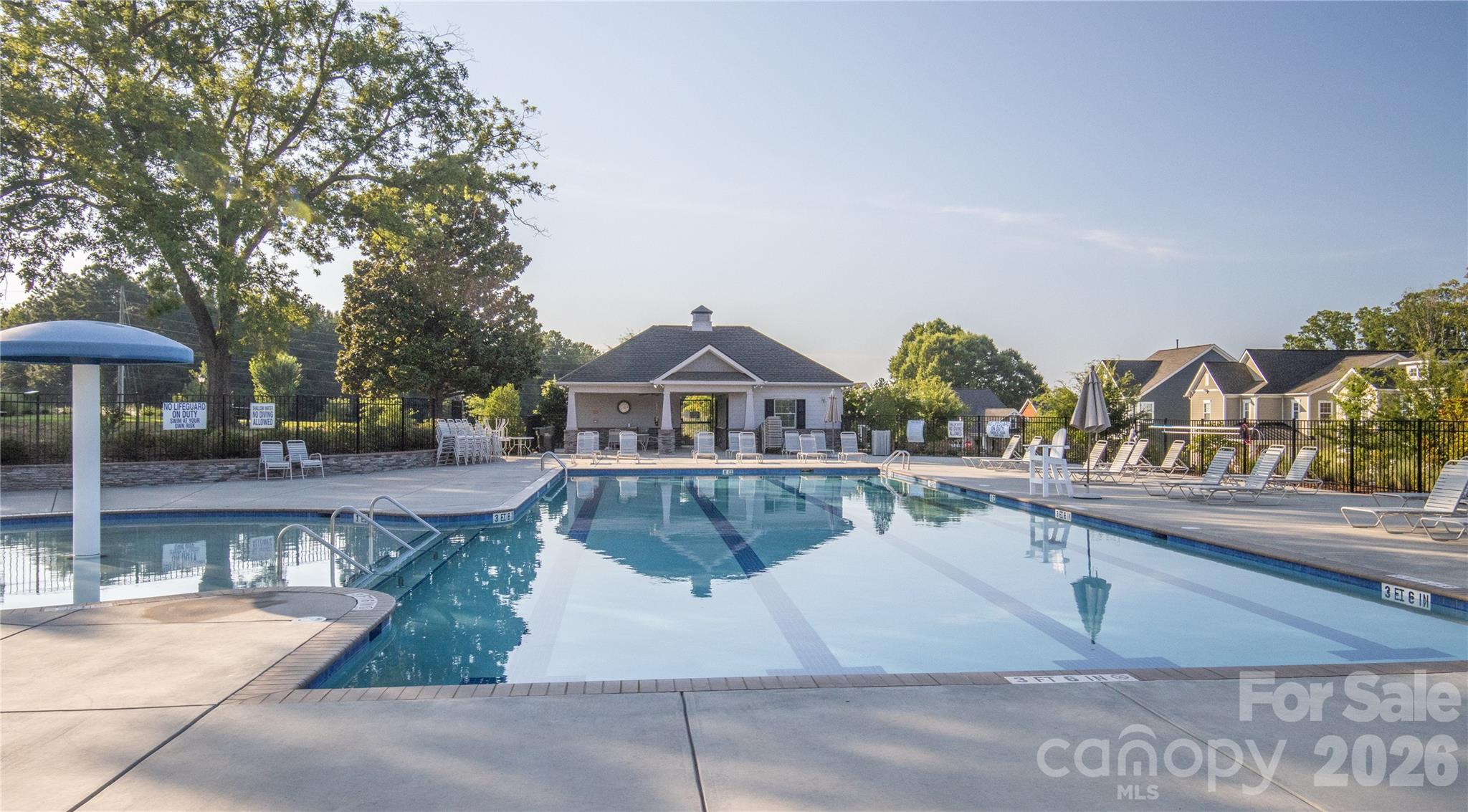 Townhouse at 620 Amber Meadows Way, Tega Cay, photo 34 of 42