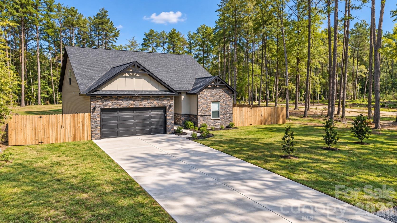 Single Family Residence at 6519 Pargo Road, Charlotte, photo 3 of 31