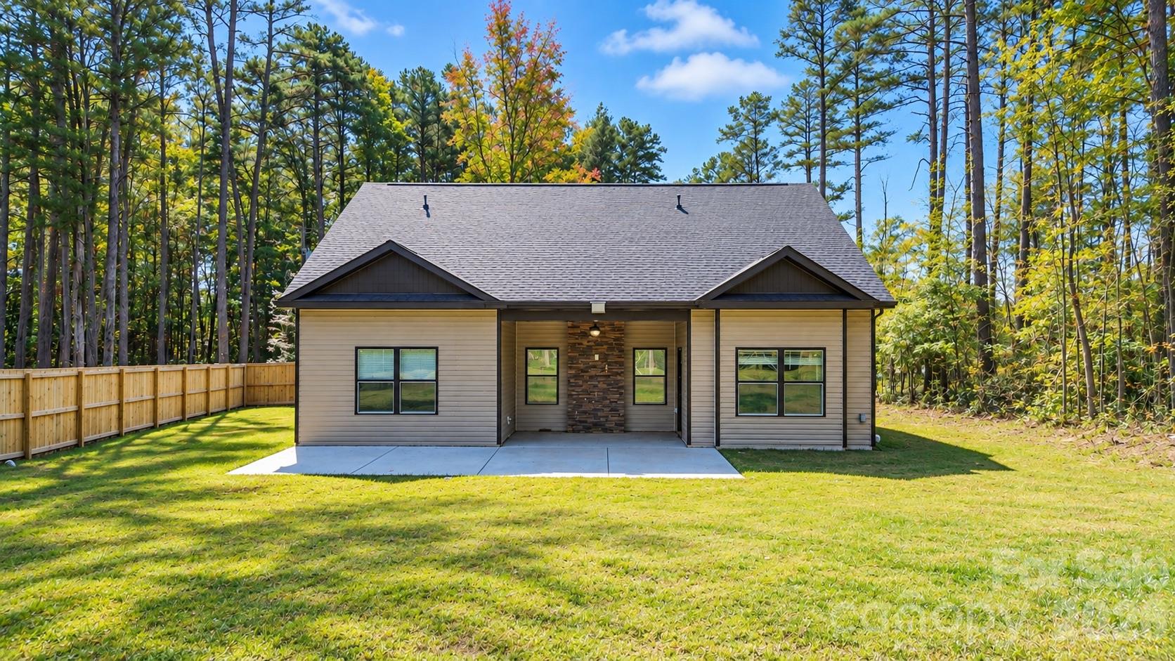 Single Family Residence at 6519 Pargo Road, Charlotte, photo 27 of 31