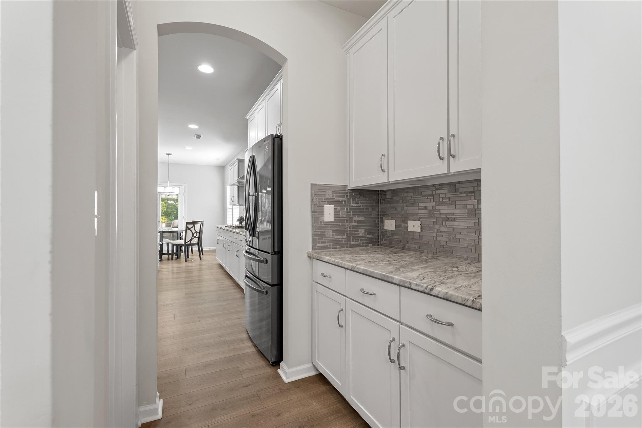 Butlers Pantry - 423 Crisfield Court, York