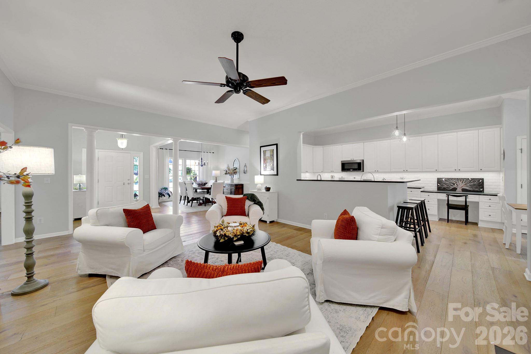 Single Family Residence at 117 Doby Creek Court, Fort Mill, photo 12 of 45