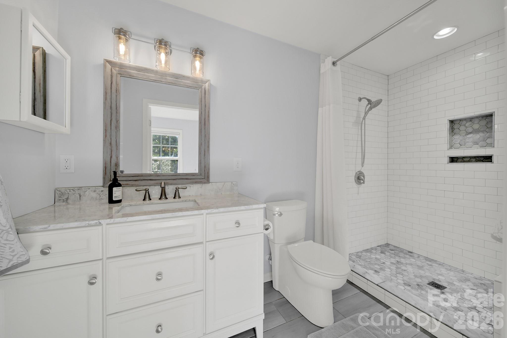 Single Family Residence at 117 Doby Creek Court, Fort Mill, photo 29 of 45