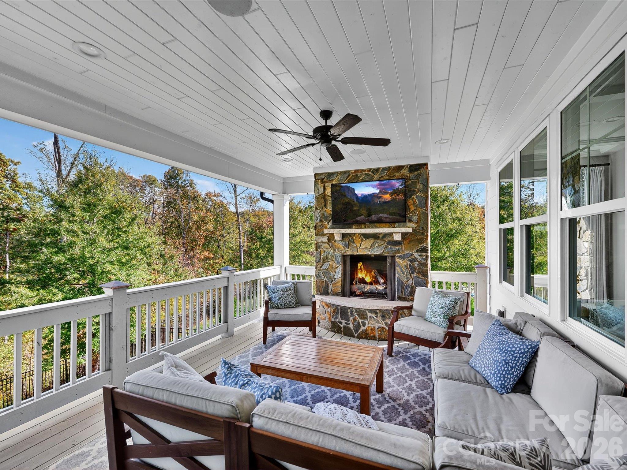 Single Family Residence at 13513 Old Store Road, Huntersville, photo 44 of 46