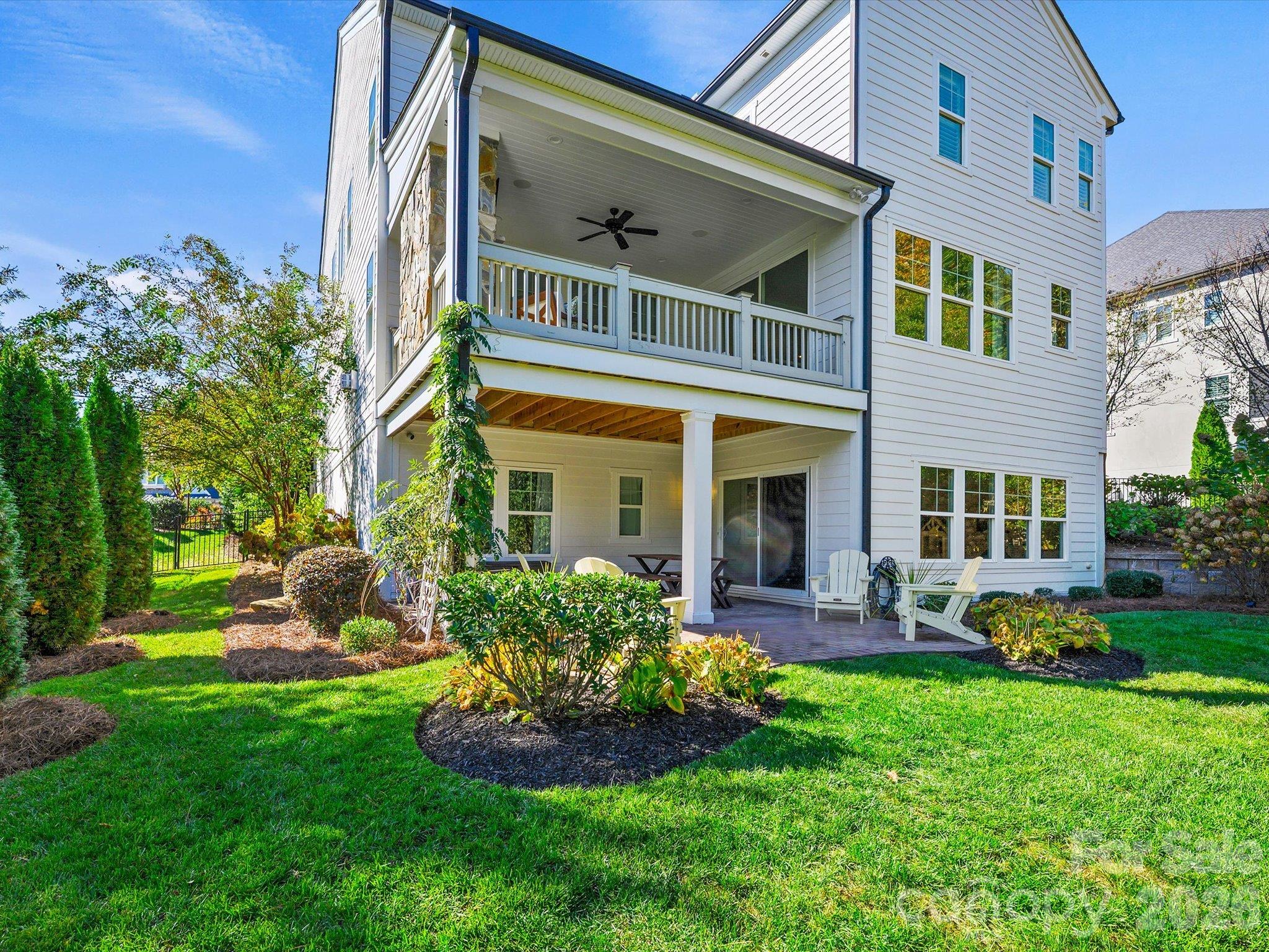 Single Family Residence at 13513 Old Store Road, Huntersville, photo 45 of 46