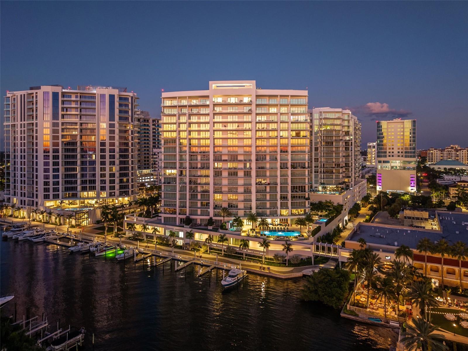401 QUAY COMMONS #PH1902