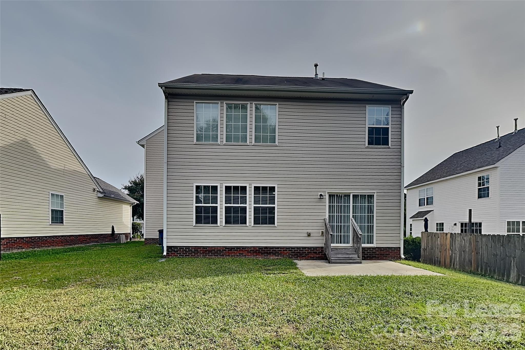Single Family Residence at 619 Marthas View Drive, Huntersville, photo 17 of 17