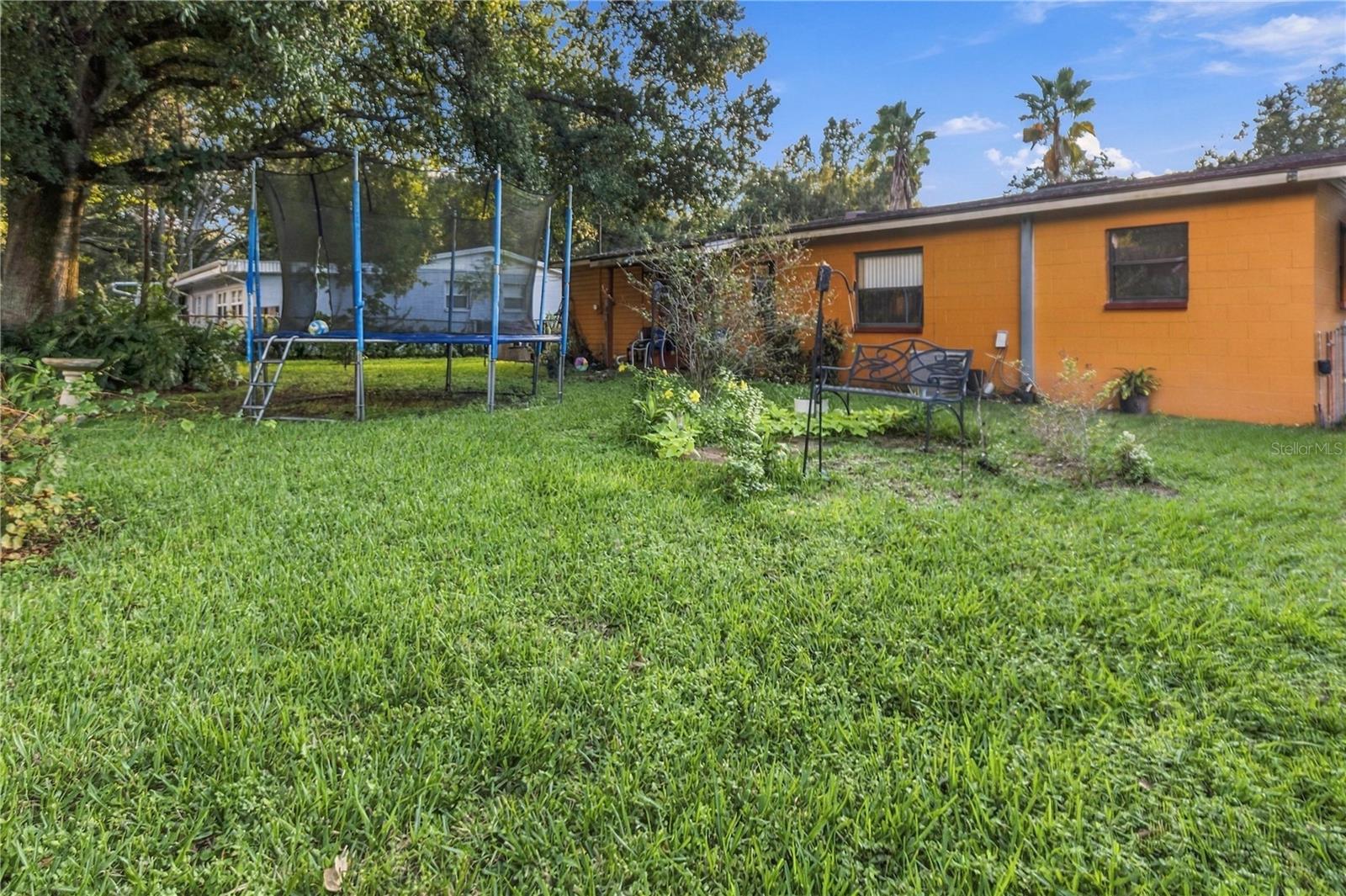 Single Family Residence at 2947 N MARTHA AVE, LAKELAND, photo 3 of 21