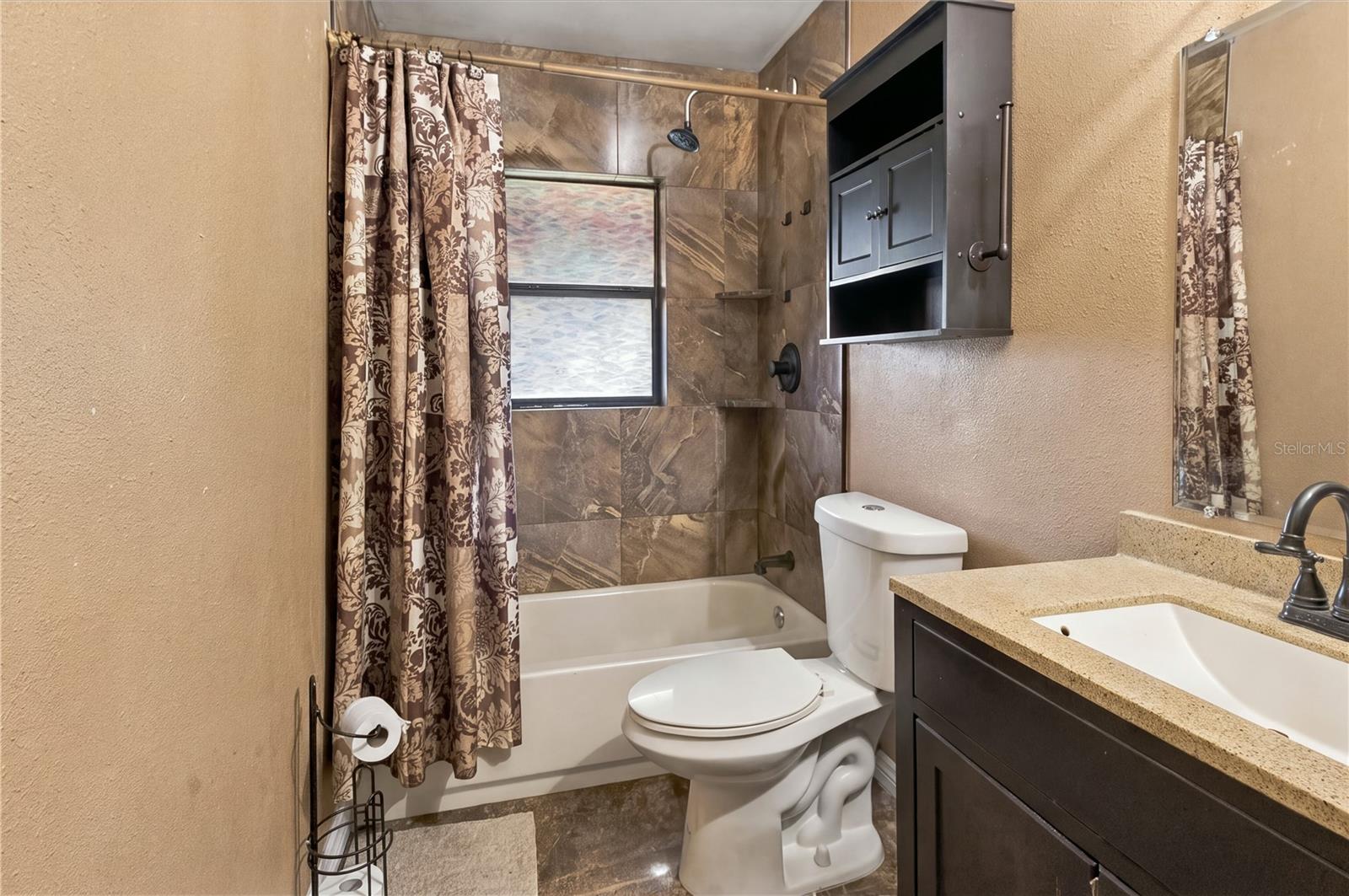Single Family Residence at 2947 N MARTHA AVE, LAKELAND, photo 8 of 21