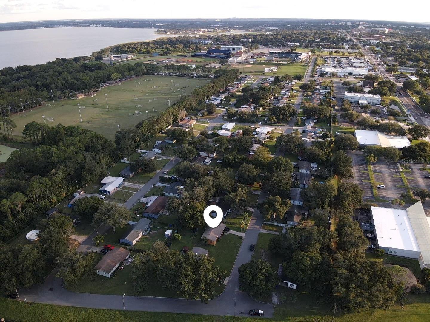 Single Family Residence at 2947 N MARTHA AVE, LAKELAND, photo 17 of 21