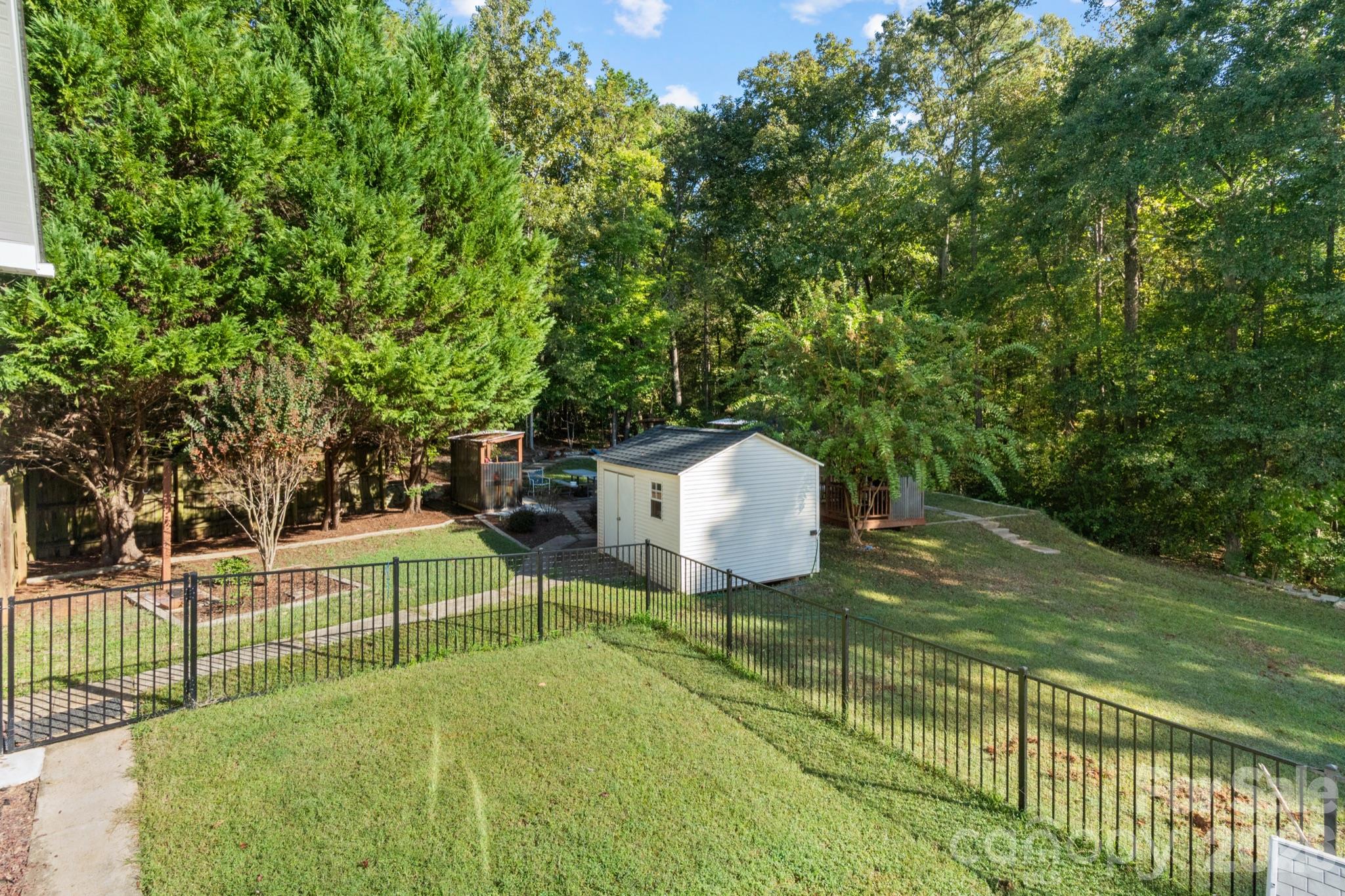 Single Family Residence at 4053 Navajo Court, Rock Hill, photo 39 of 45