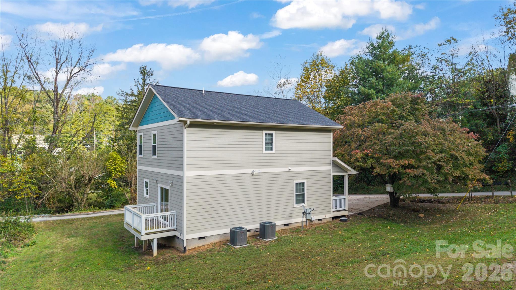 Single Family Residence at 240 Old Farm School Road, Asheville, photo 30 of 33