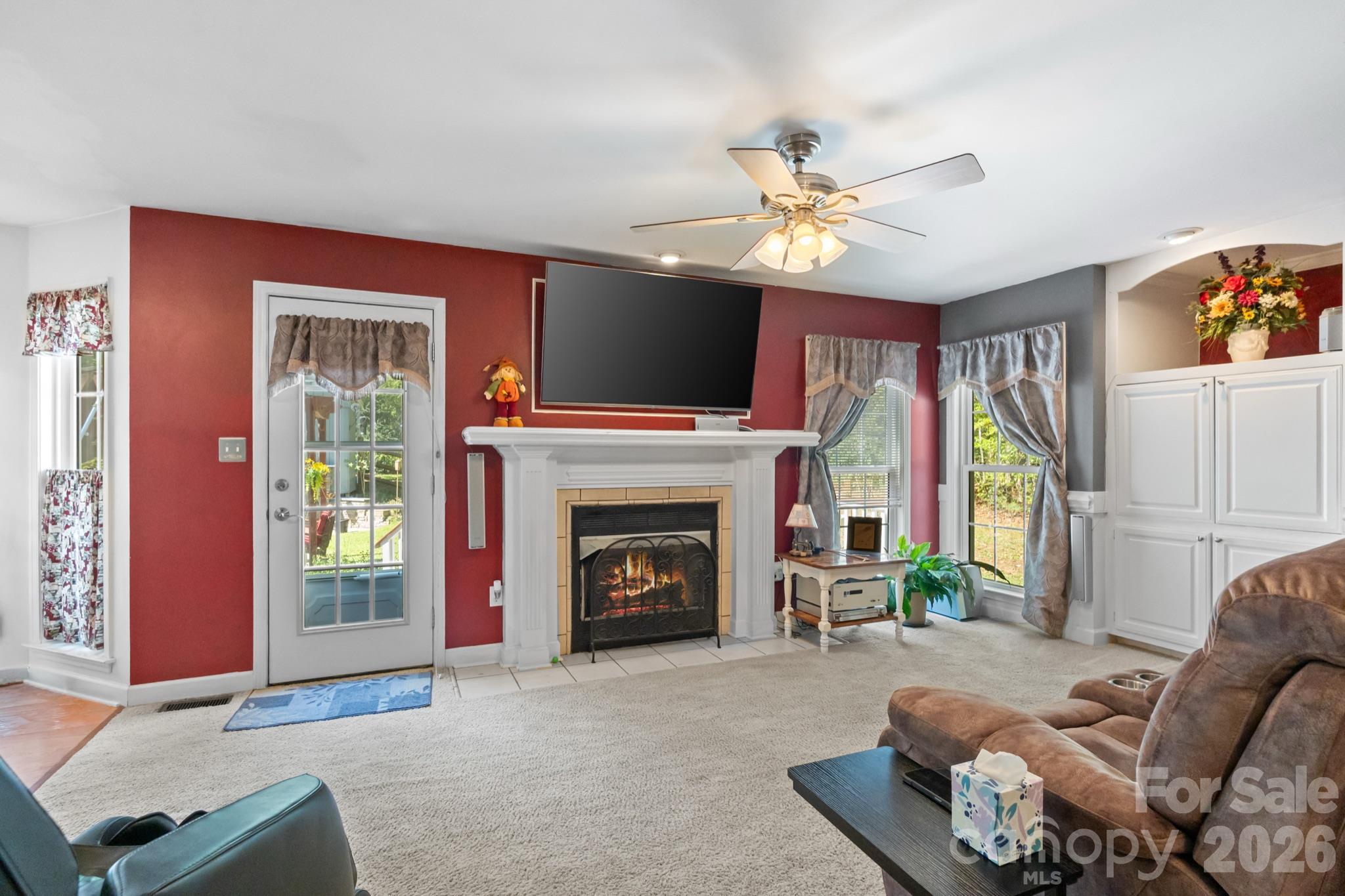 Single Family Residence at 1172 Deer Run Road, Chester, photo 7 of 47