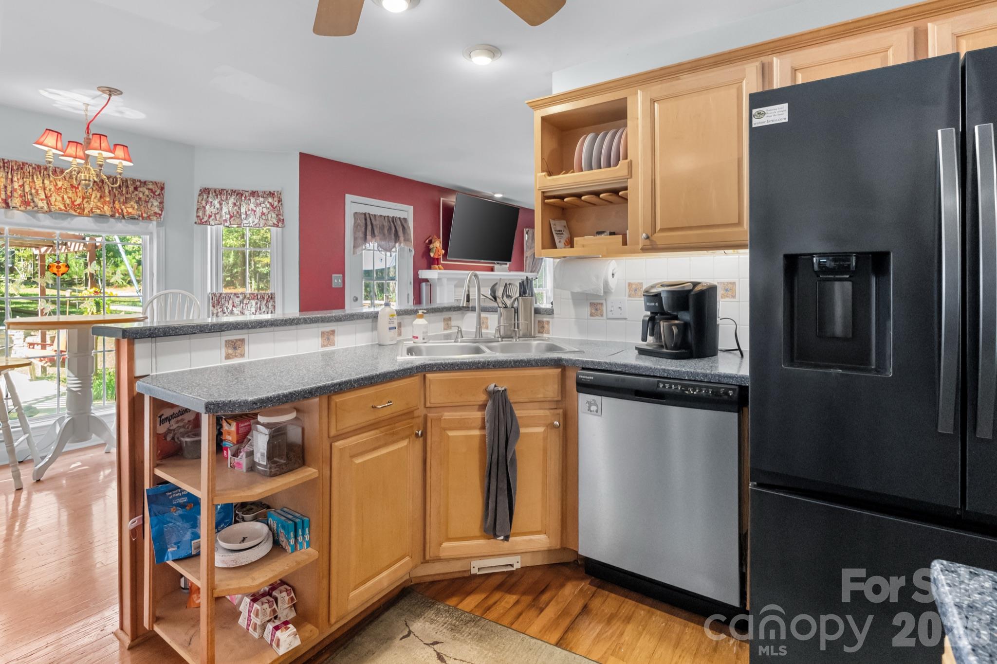 Single Family Residence at 1172 Deer Run Road, Chester, photo 14 of 47