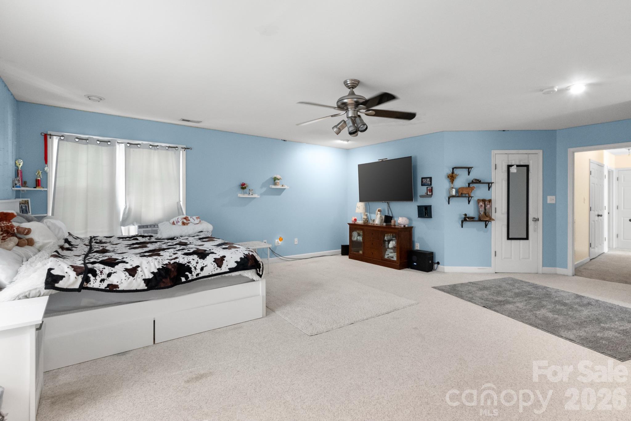 Single Family Residence at 1172 Deer Run Road, Chester, photo 33 of 47