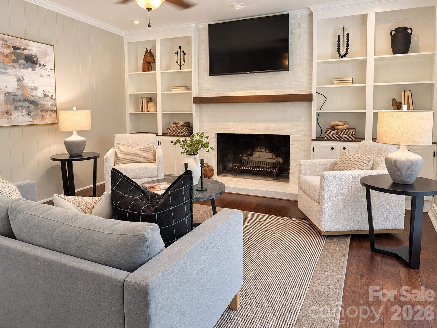 Single Family Residence at 4124 Bridgewood Lane, Charlotte, photo 9 of 32
