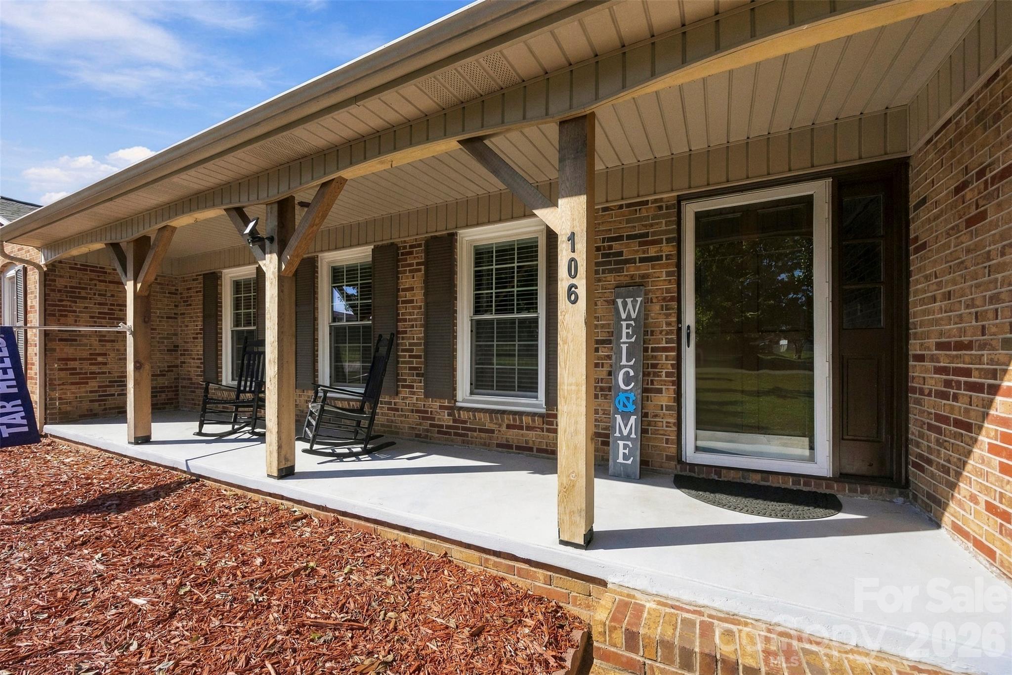 Single Family Residence at 106 White Plains Drive, Kings Mountain, photo 2 of 45