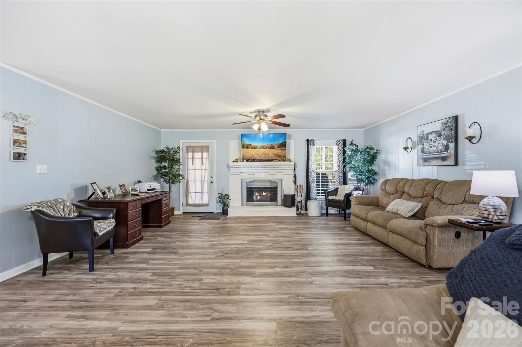Single Family Residence at 106 White Plains Drive, Kings Mountain, photo 9 of 45