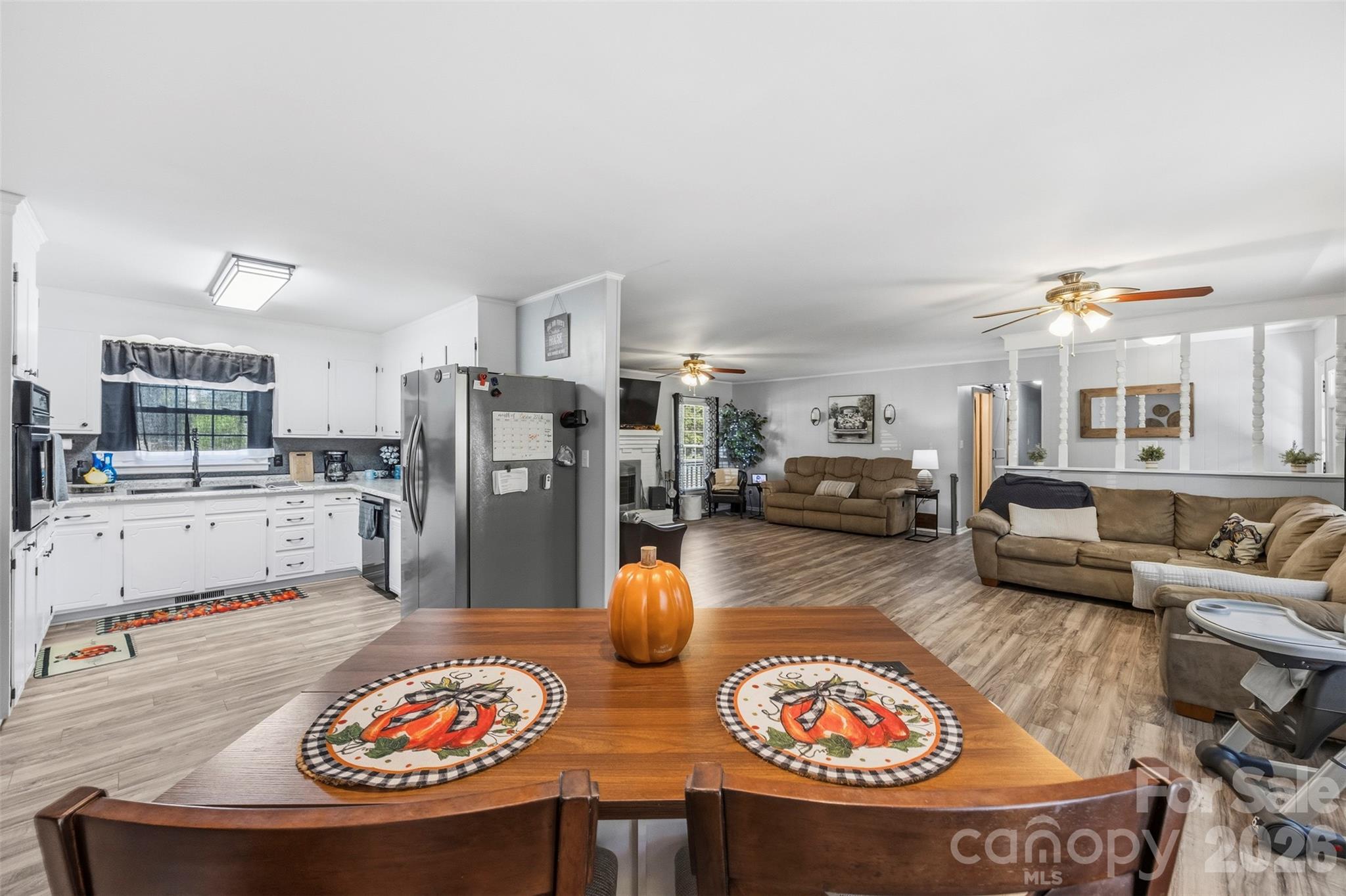 Single Family Residence at 106 White Plains Drive, Kings Mountain, photo 13 of 45