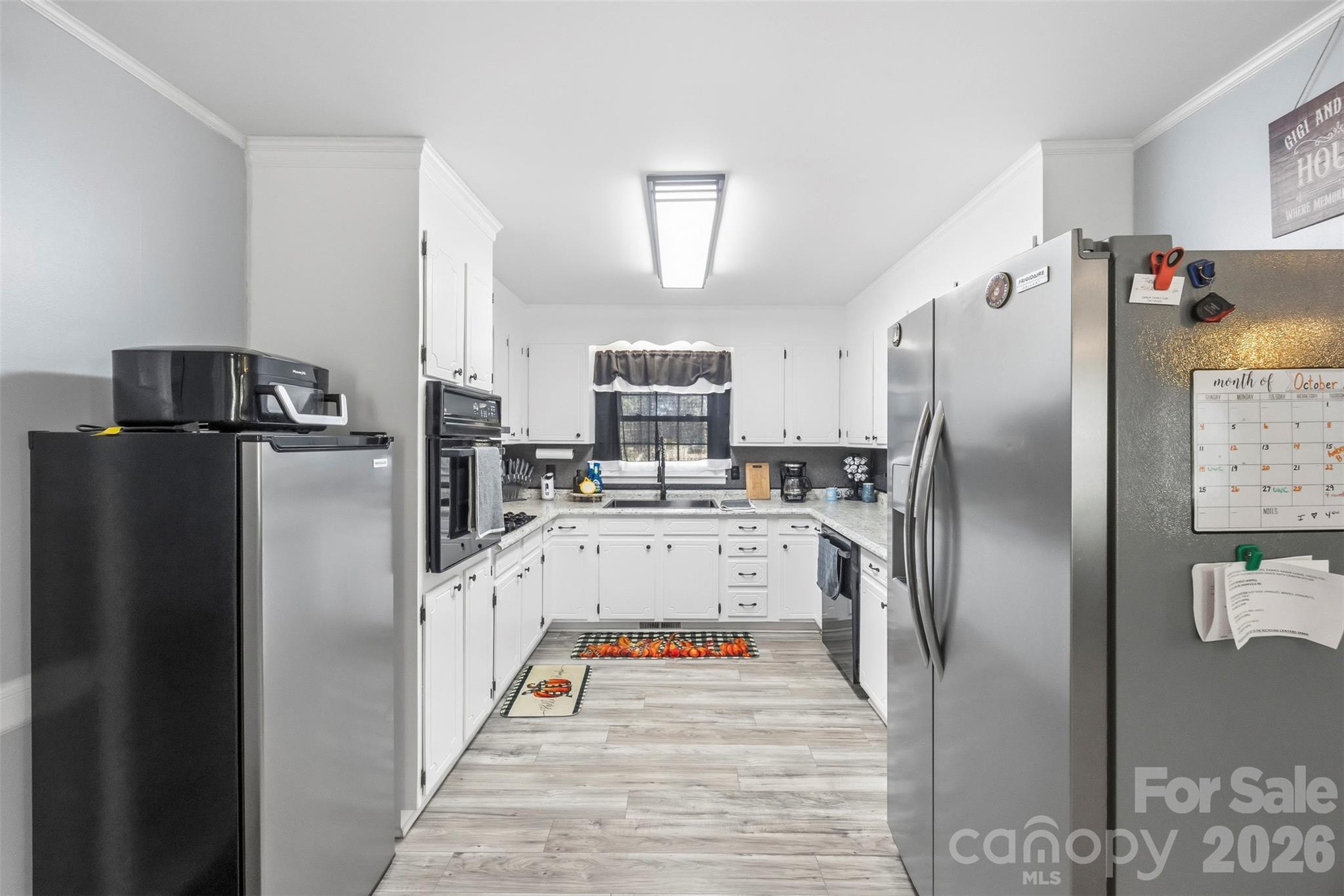 Single Family Residence at 106 White Plains Drive, Kings Mountain, photo 15 of 45
