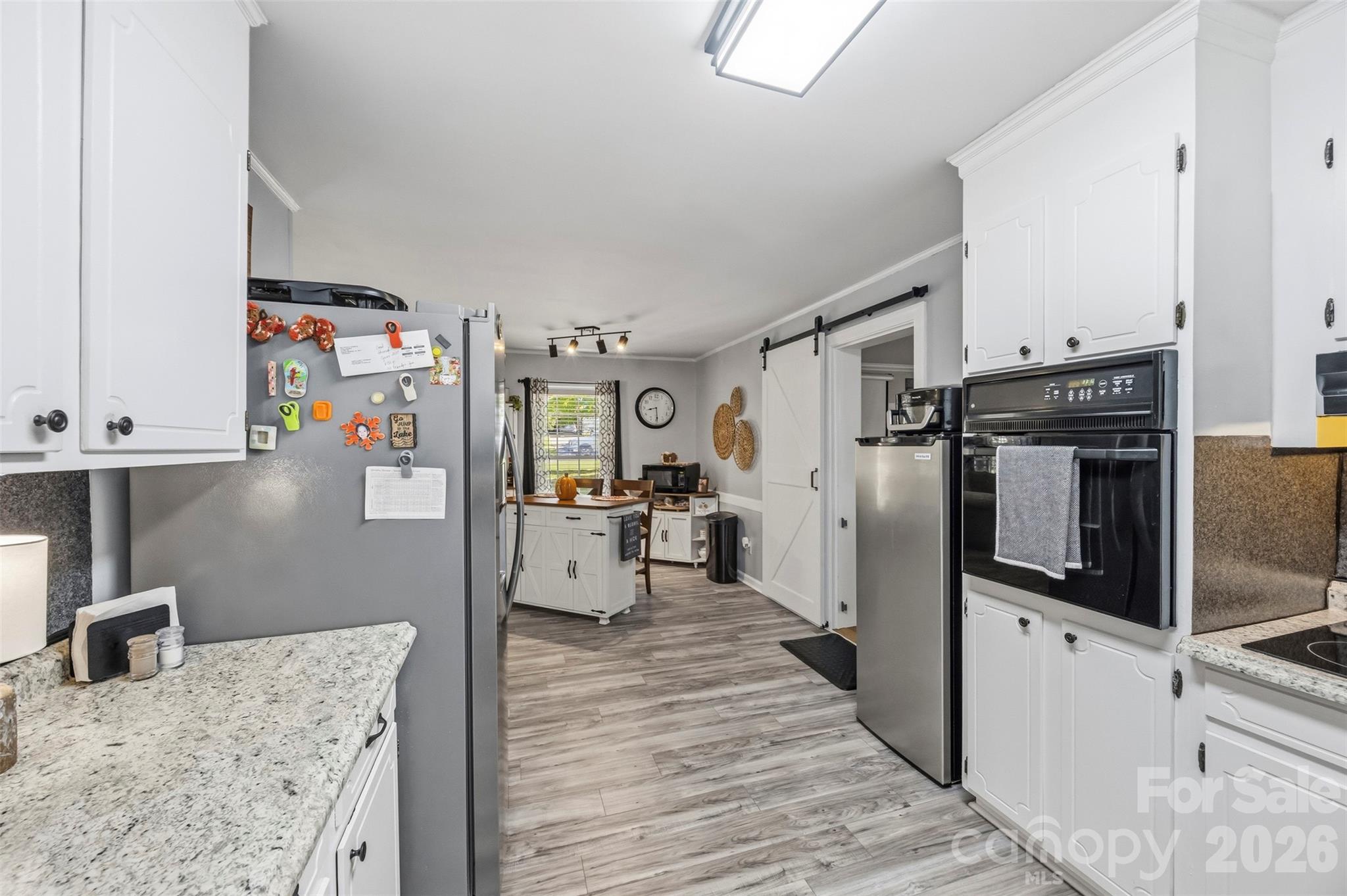 Single Family Residence at 106 White Plains Drive, Kings Mountain, photo 16 of 45