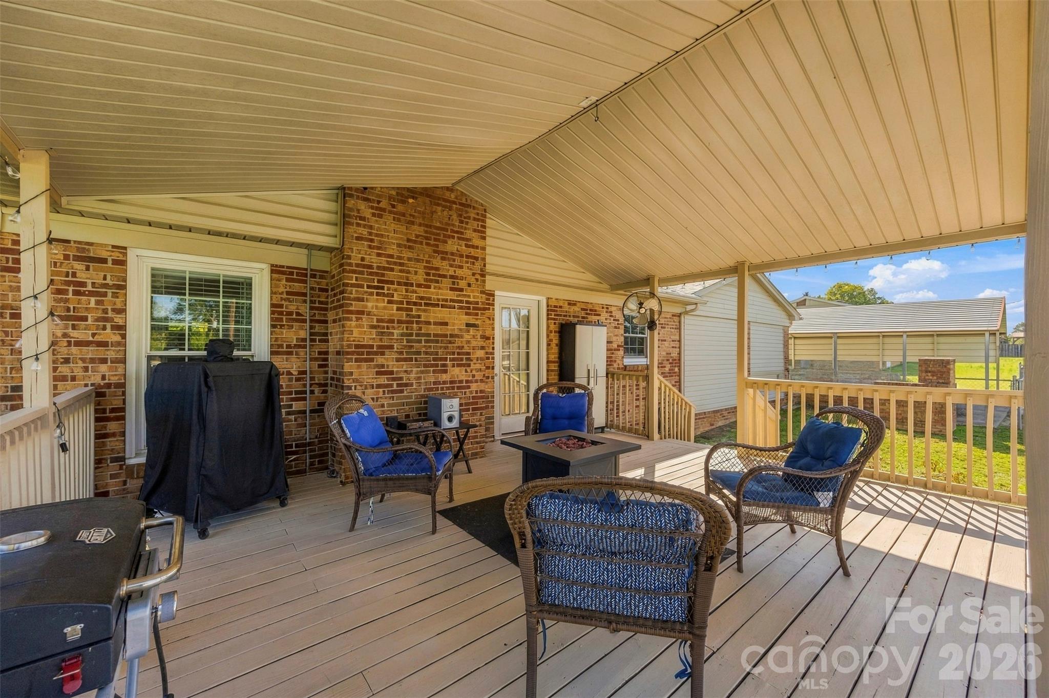 Single Family Residence at 106 White Plains Drive, Kings Mountain, photo 33 of 45