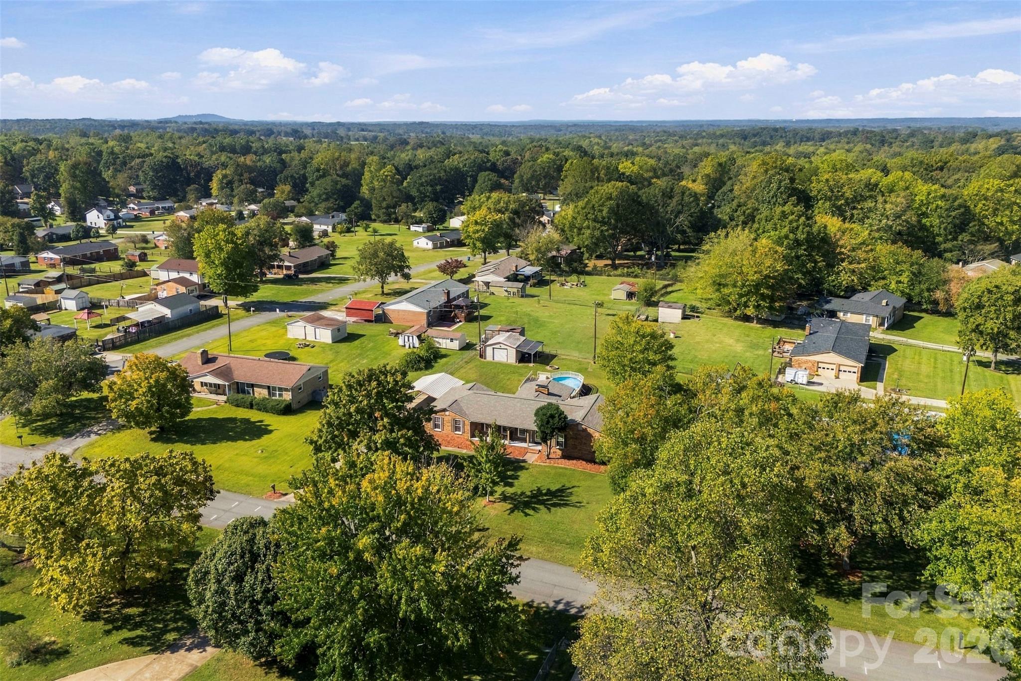 Single Family Residence at 106 White Plains Drive, Kings Mountain, photo 42 of 45