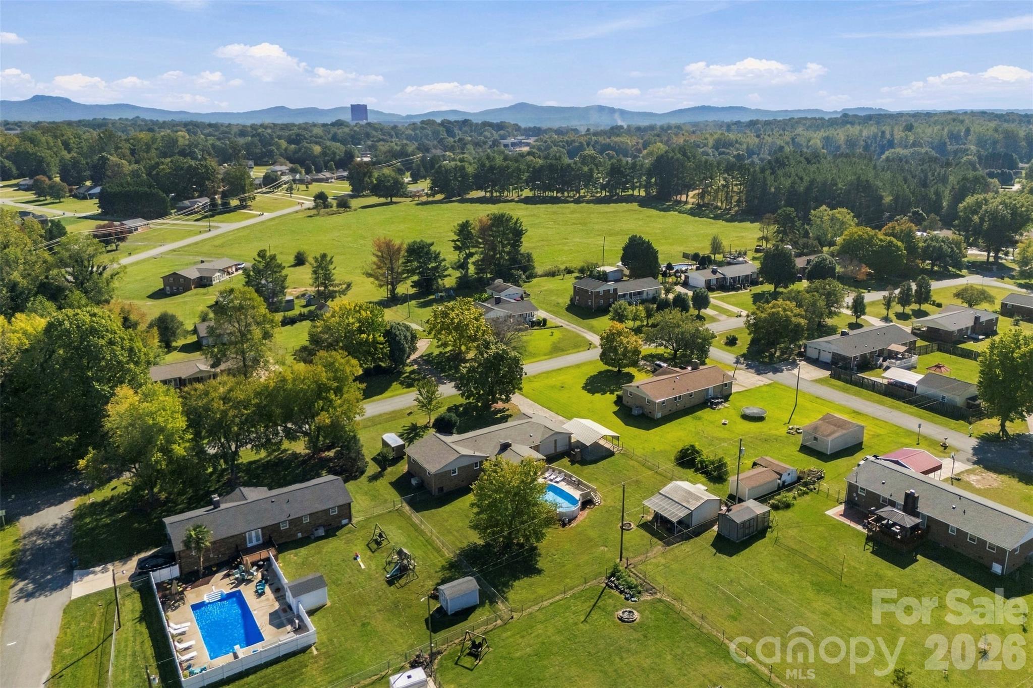 Single Family Residence at 106 White Plains Drive, Kings Mountain, photo 44 of 45