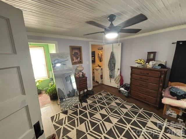 Single Family Residence at 107 Piedmont Road, Belmont, photo 12 of 25