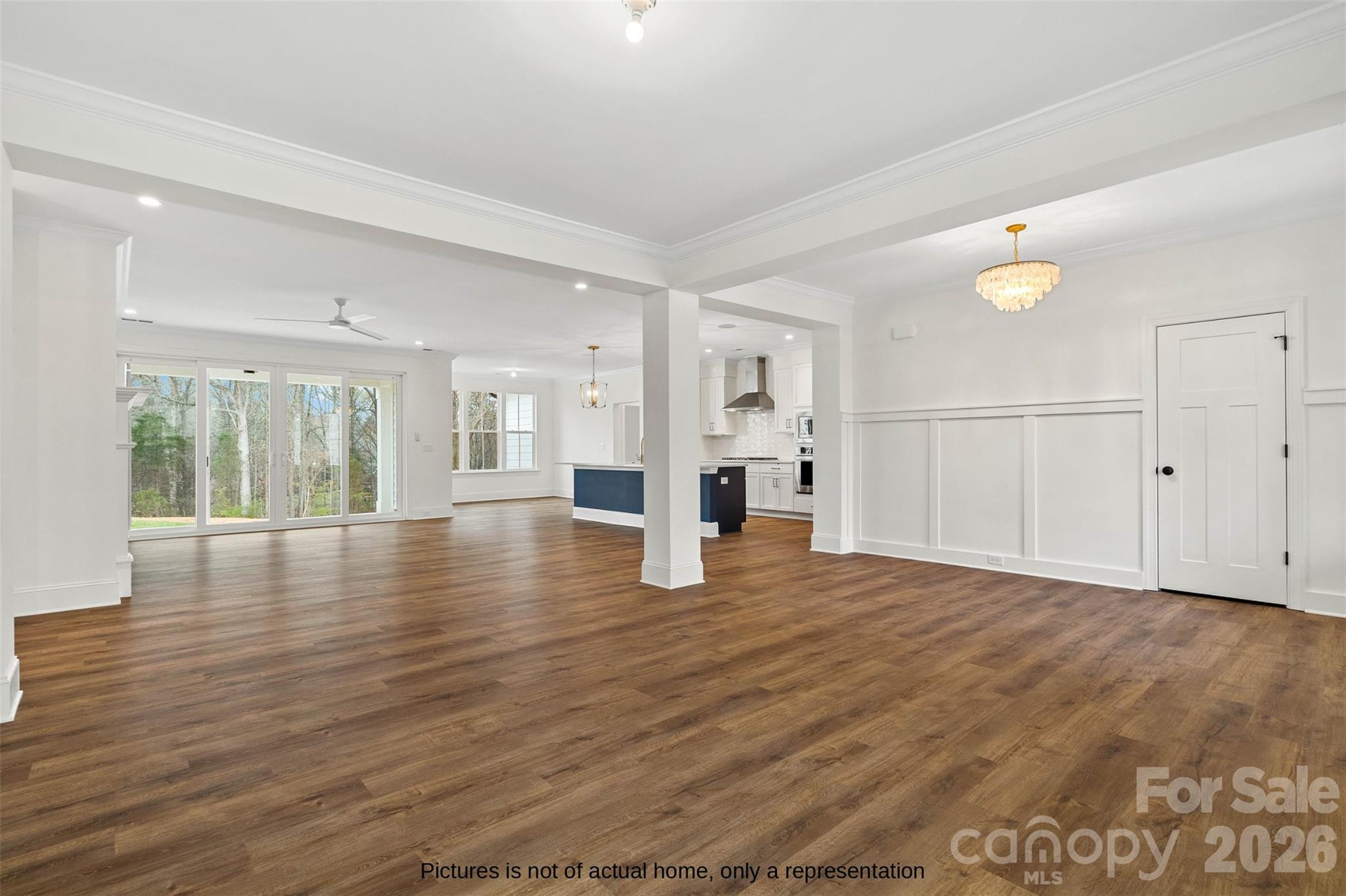 Single Family Residence at 104 Hickory Hill Road, Mooresville, photo 6 of 37