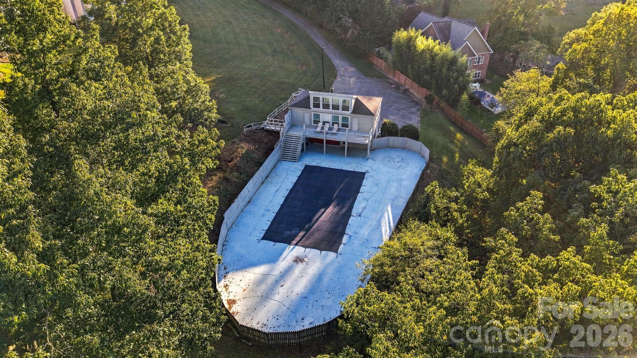 Condominium at 1050 21st Avenue NW, Hickory, photo 39 of 42
