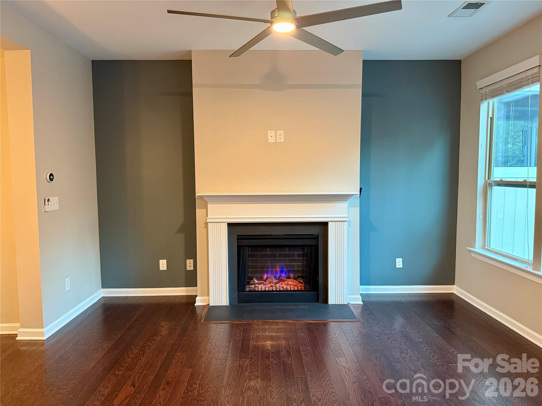 Townhouse at 9441 Glenburn Lane, Charlotte, photo 3 of 48