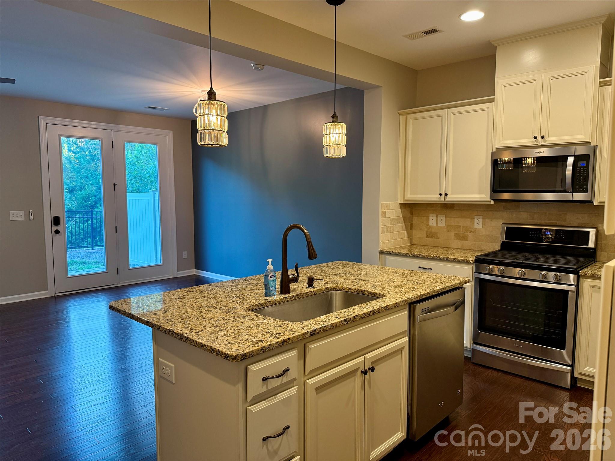 Townhouse at 9441 Glenburn Lane, Charlotte, photo 15 of 48