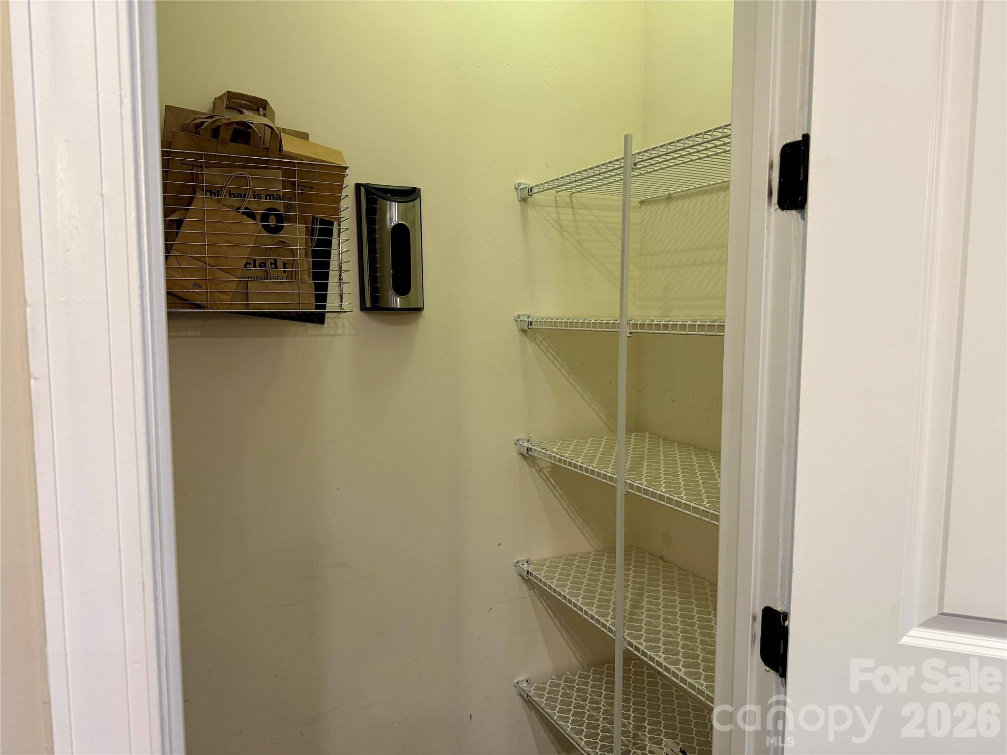 Townhouse at 9441 Glenburn Lane, Charlotte, photo 19 of 48