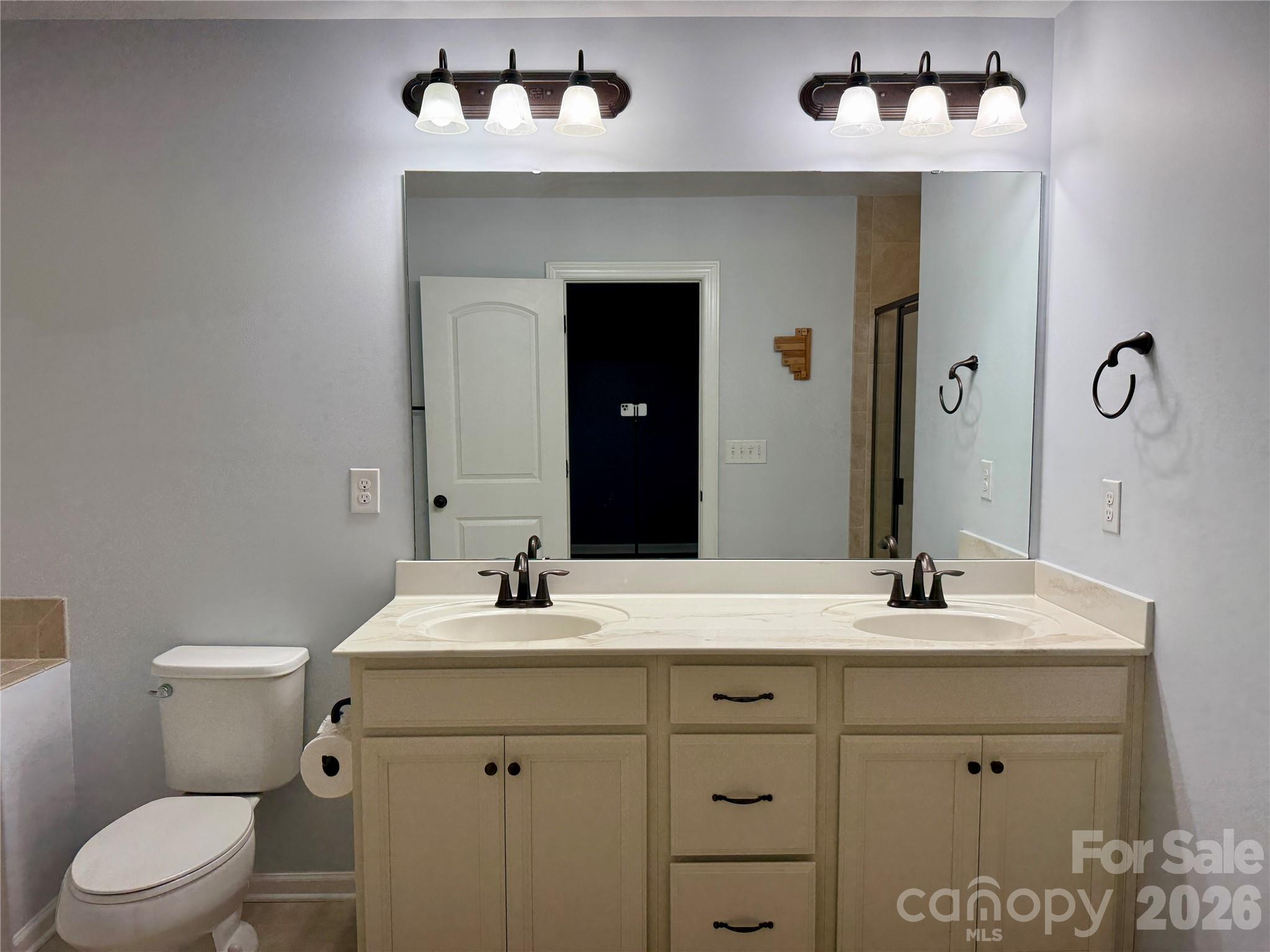 Townhouse at 9441 Glenburn Lane, Charlotte, photo 30 of 48