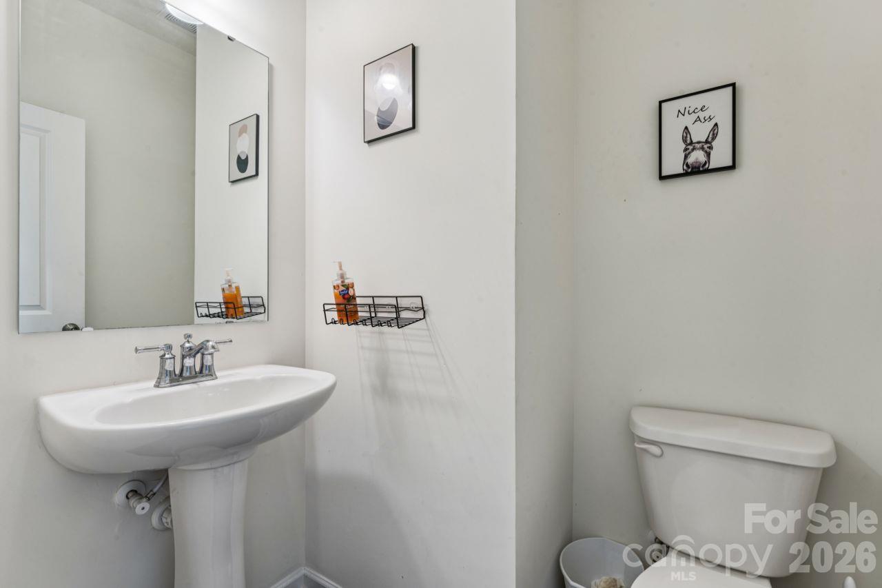 Half bath - 2625 Trinity Street, Monroe