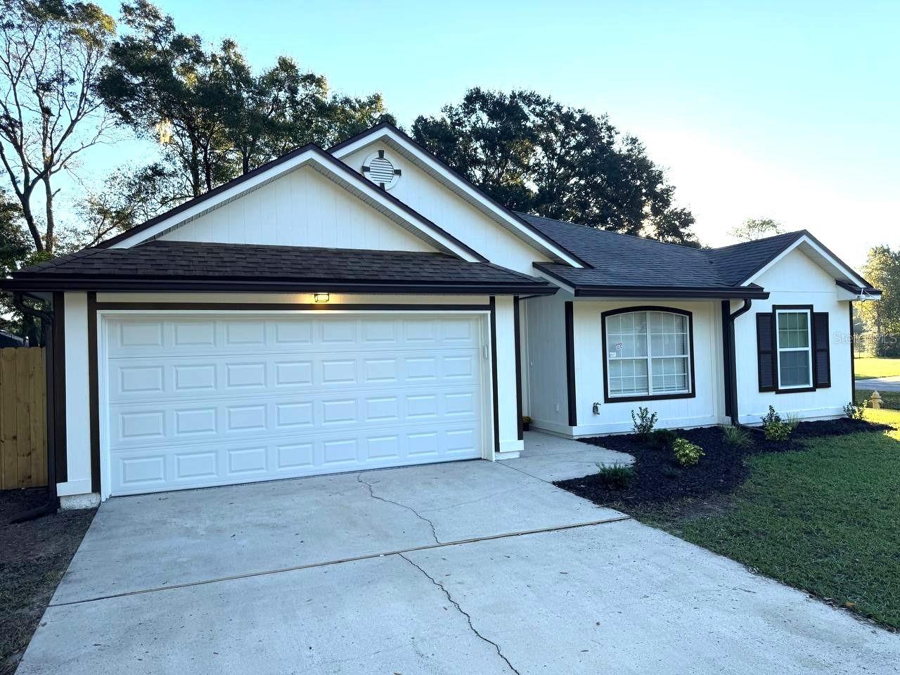 Single Family Residence at 84016 SAINT PAUL BLVD, YULEE, photo 2 of 37
