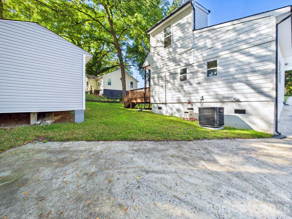 Single Family Residence at 1015 4th Avenue, Gastonia, photo 30 of 39
