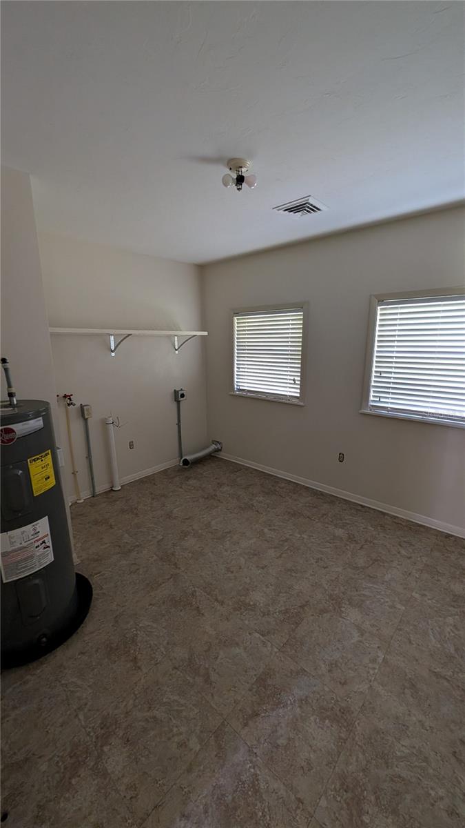 Single Family Residence at 4003 57TH ST E, PALMETTO, photo 8 of 19